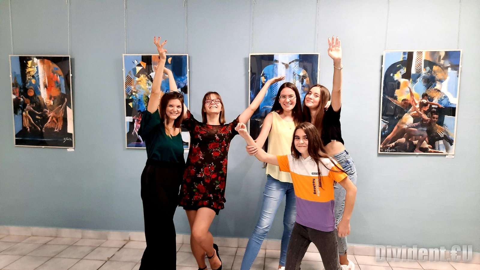 Петте внучки на художника Злати Златев следват пътя на талантливия си дядо