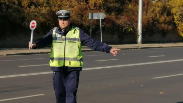Продължава контролът по пътна безопасност в Старозагорски регион
