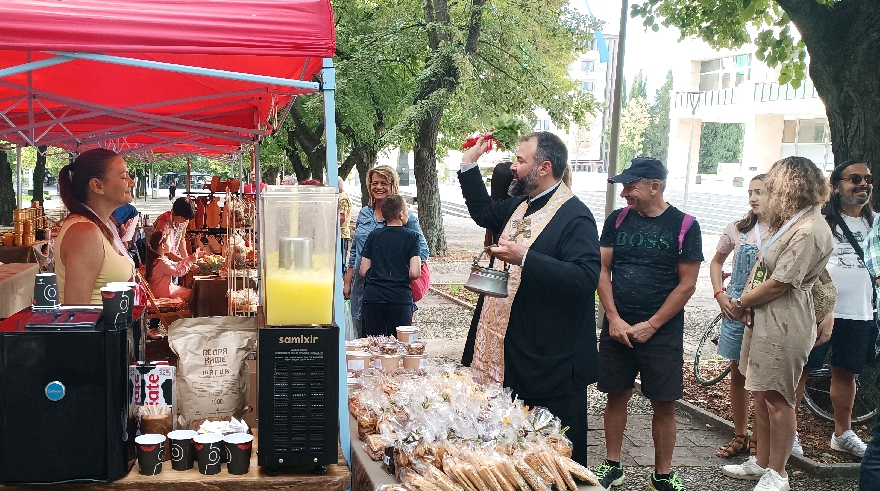 Фермерски и занаятчийски пазар откриха в центъра на Стара Загора