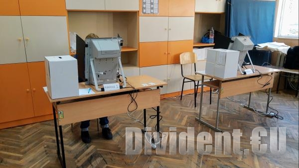212 избирателни секции ще отворят за старозагорци в неделя сутринта