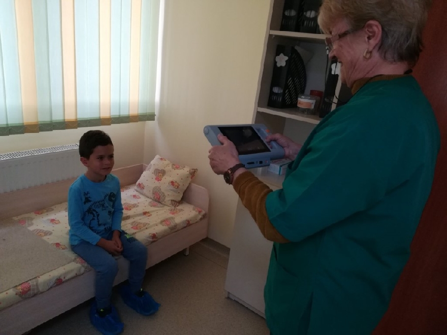 Безплатни очни прегледи в детските градини на Казанлък