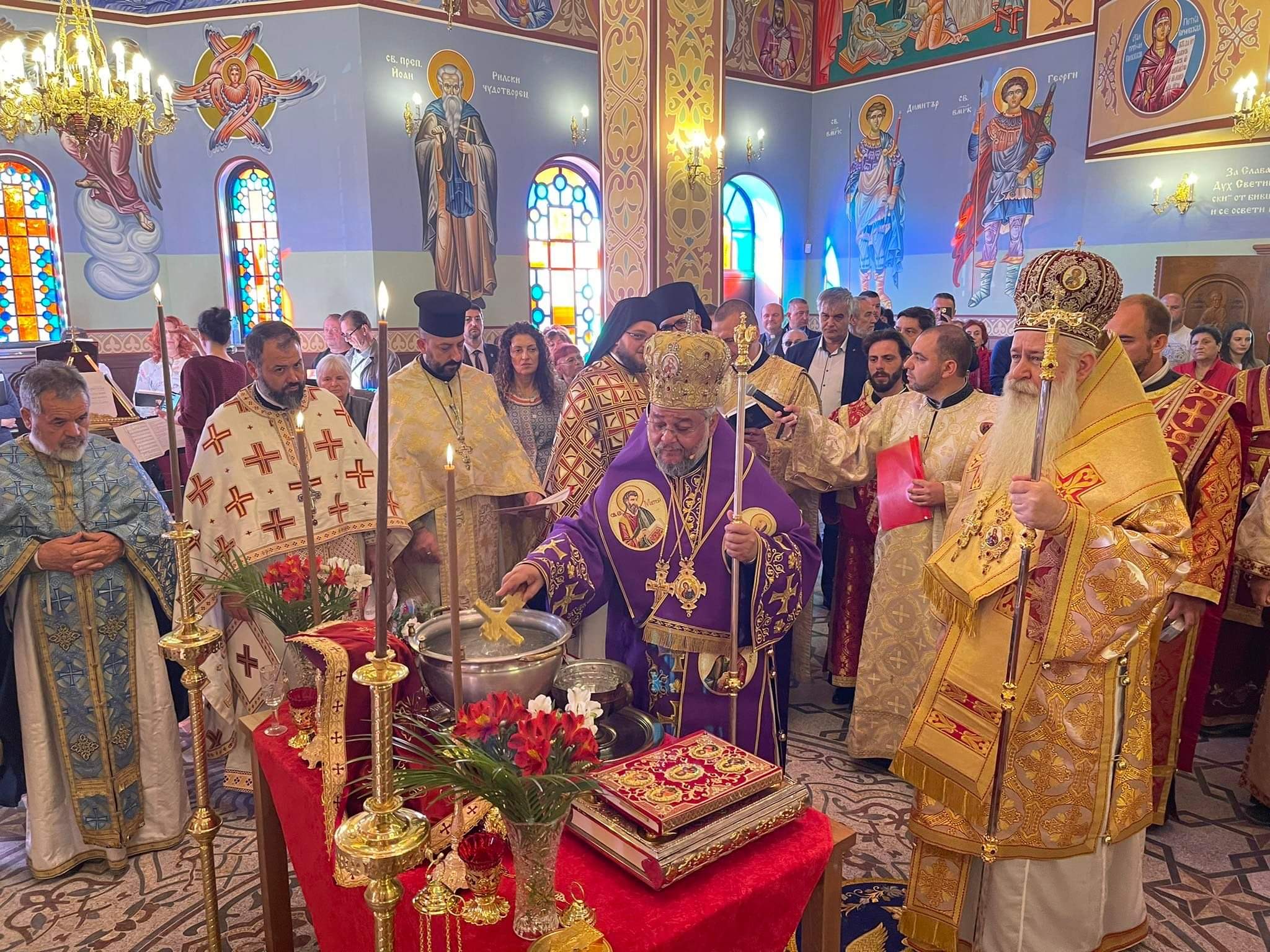 Осветиха храм  Св. прпмчк Игнатий Старозагорски”