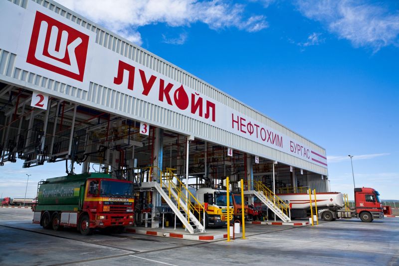 България ще получава 7 пъти по-голям приход от Лукойл от следващата година