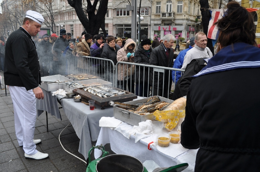 С богата програма Бургас отбелязва празника на града - Никулден