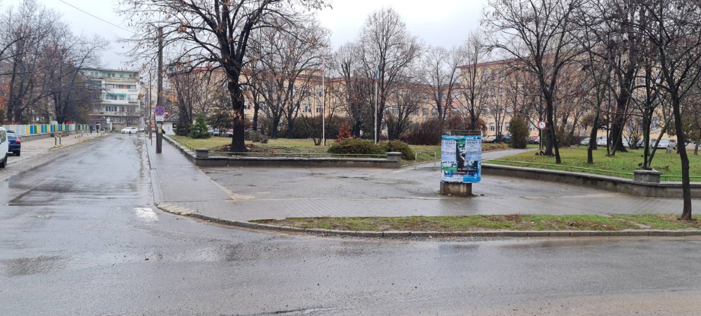 Улицата до болницата в Казанлък ще бъде затворена за три дни