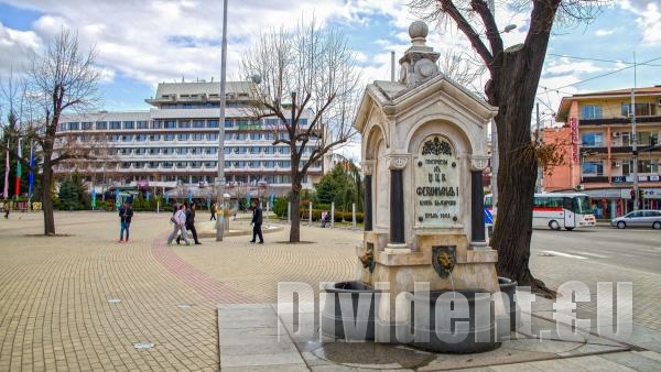 Свалят цените на билетчето за междуселищните автобуси в Казанлъшко