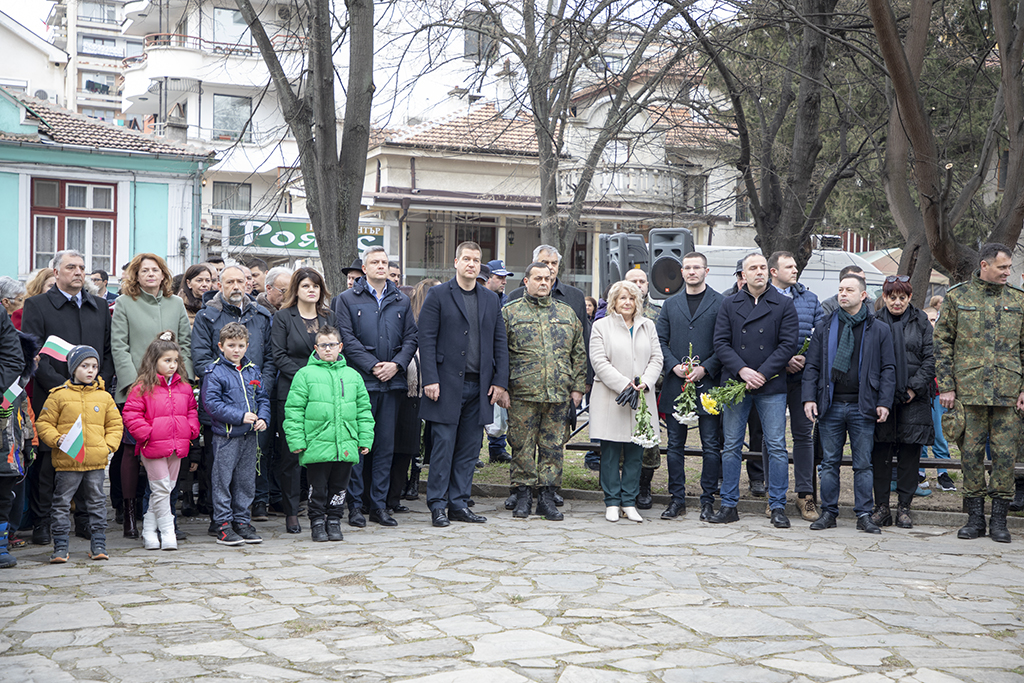 Кметът на Стара Загора Живко Тодоров: Апостолът е символ на всичко онова, което трябва един българин да бъде