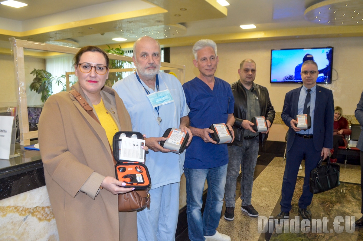 Апарати за лесно откриване на вени дари Ротари клуб Берое на Болница  Тракия