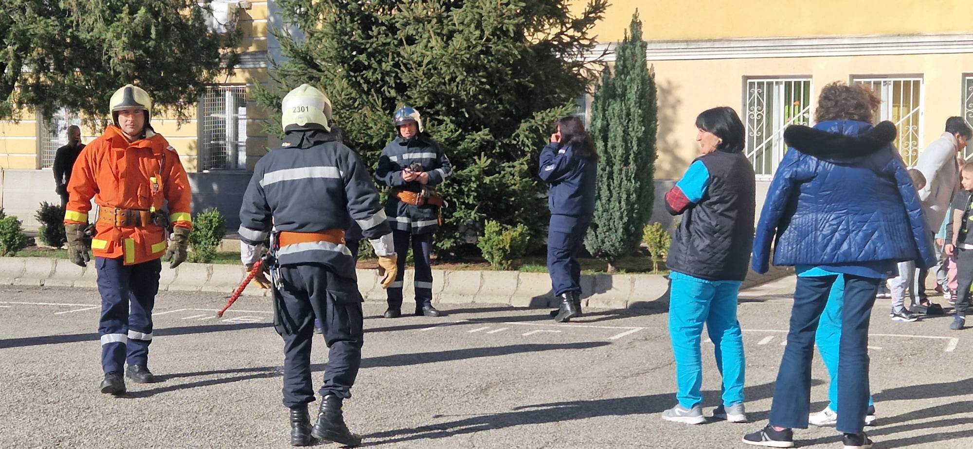 Нови сигнали за взривни устройства в старозагорските училища