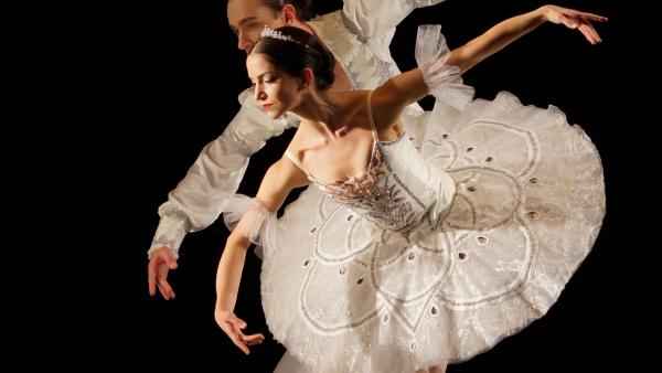 Балетът на Държавна опера - Стара Загора отбелязва Международния ден на танца с премиера
