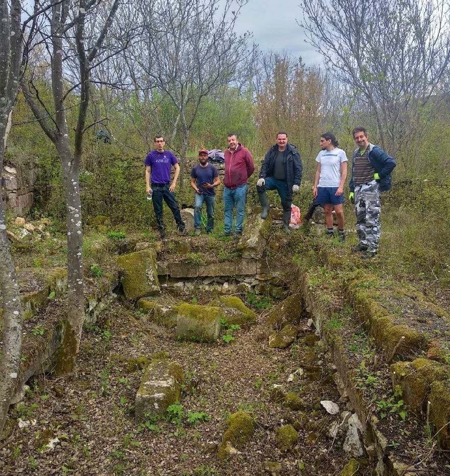 Доброволци се събират за почистване на вила рустика край язовир  Чаталка