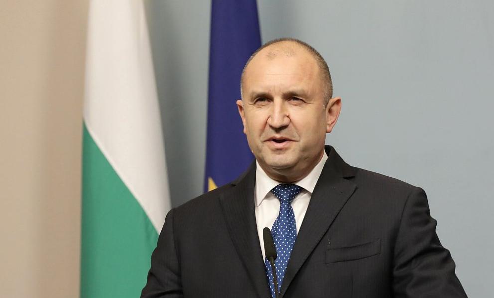 Президентът Румен Радев пристига в Казанлък за Празника на розата