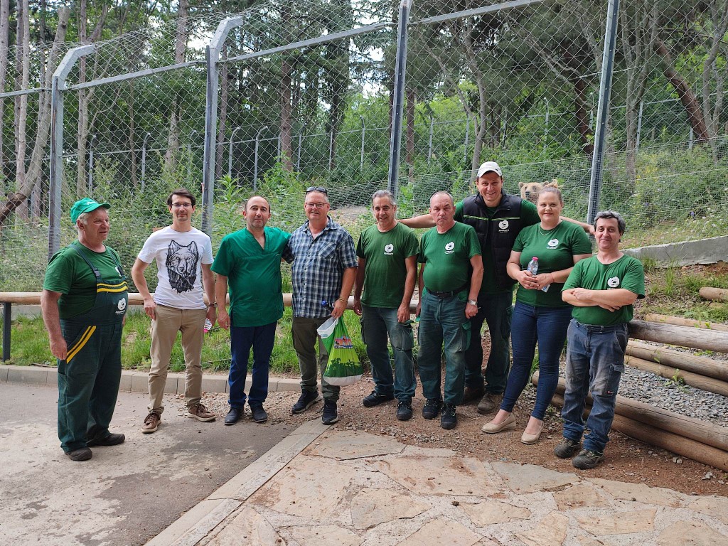 Датски специалист започна обучение на служителите в зоопарка на Стара Загора