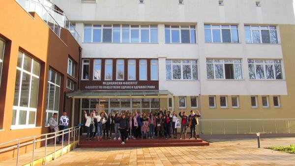 Бум на кандидат-студенти за  Медицина  в бургаския университет  Проф. д-р Асен Златаров