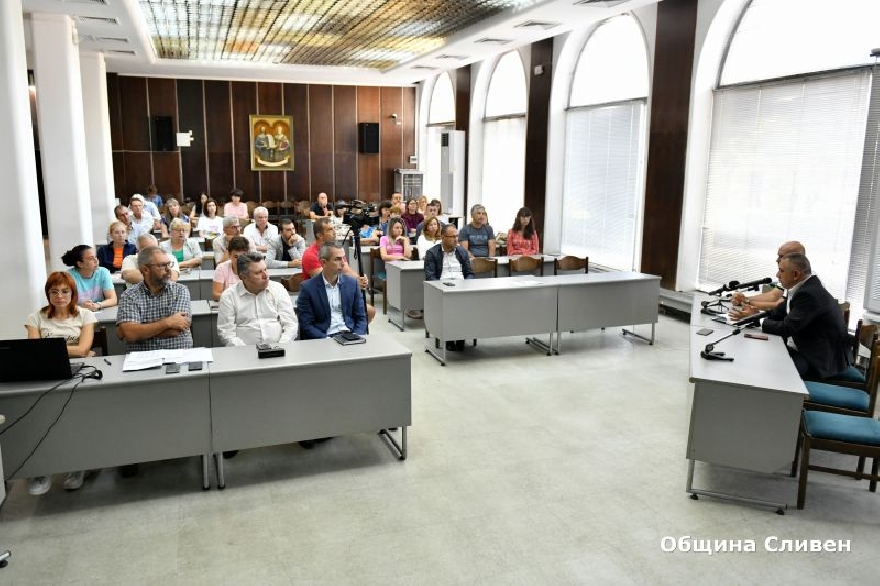 Стефан Радев: С фотоволтаичните централи ще покриваме потреблението на ток от Община Сливен