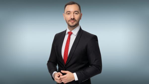 Антон Хекимян напуска bTV, поема в друга професионална посока