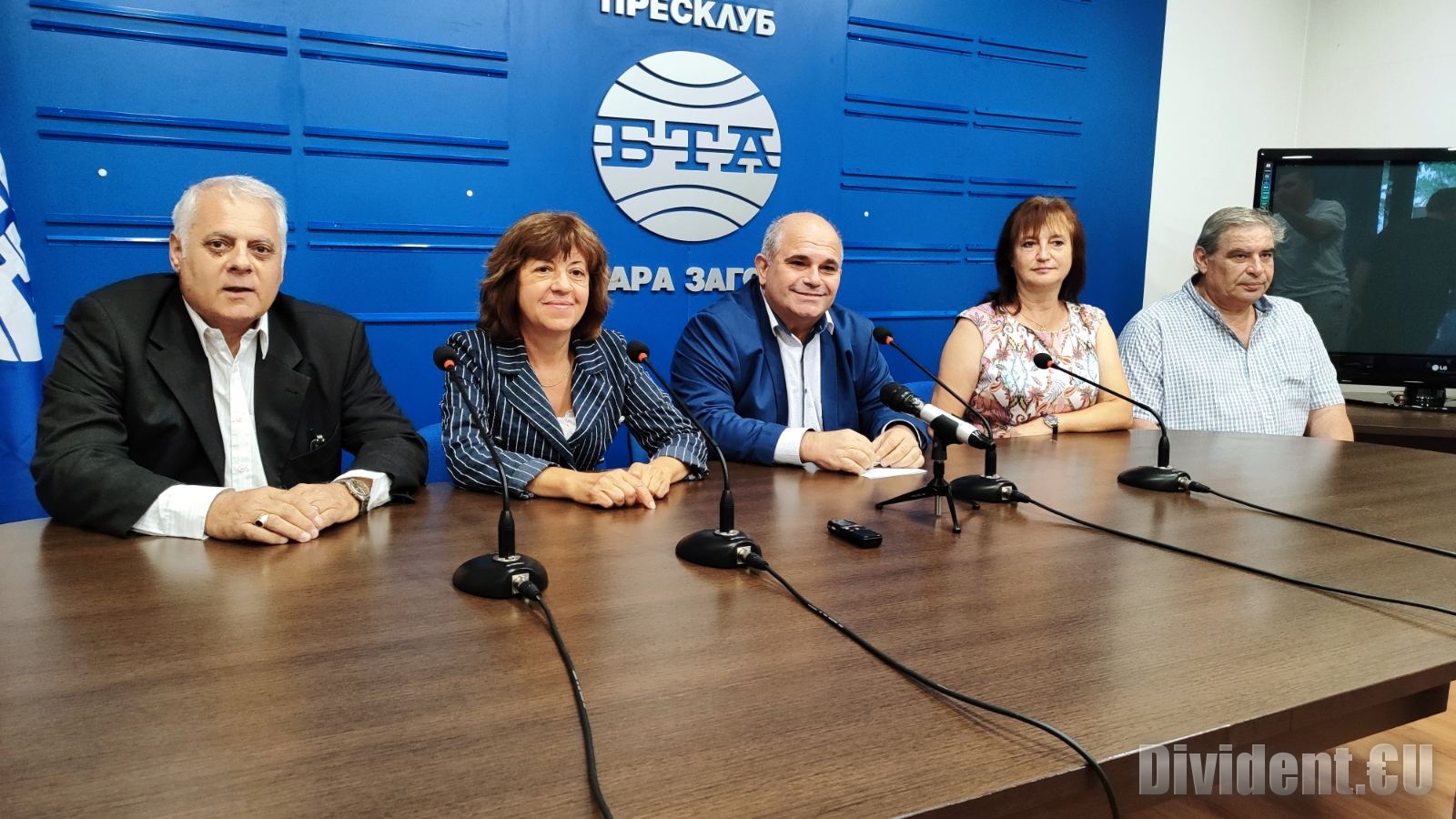 Адвокат Елена Нонева води листата на Местна коалиция  Неутрална България