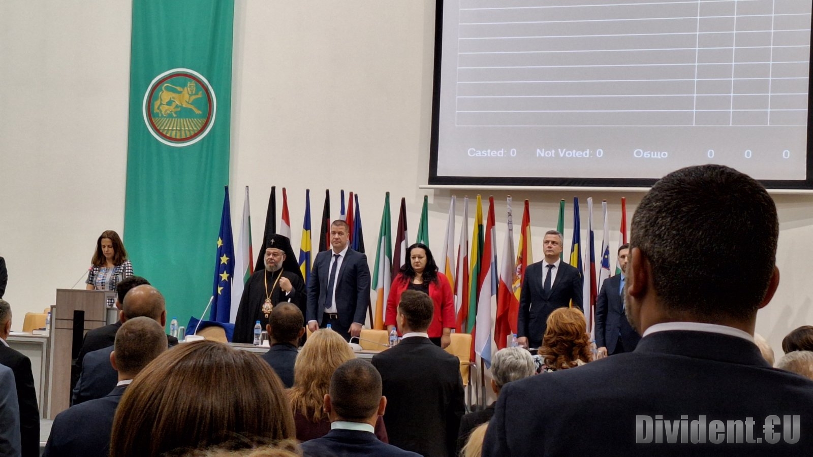 Тържествена клетва за новия мандат положиха кметът Живко Тодоров и общинските съветници на Стара Загора