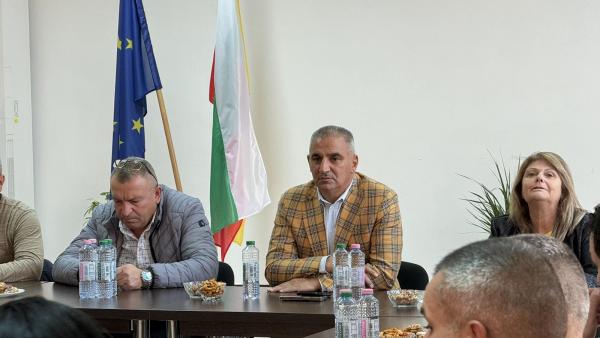 Новият кмет на Гурково Кънчо Папазов проведе първа среща с бизнеса