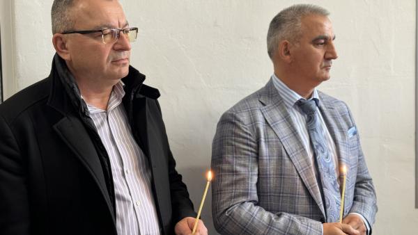 Митрополит Киприан благослови новия  кмет на Гурково Кънчо Папазов и екипа му
