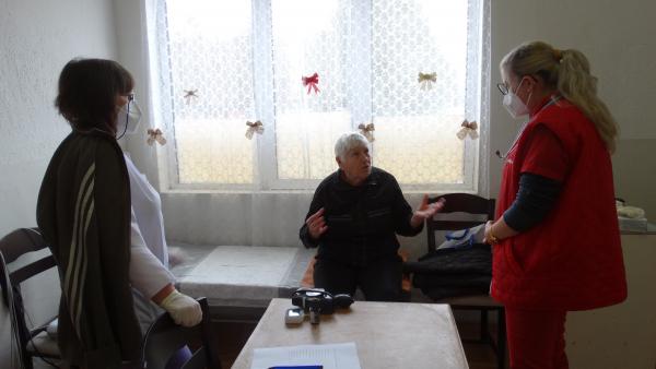 Първи безплатни медицински прегледи проведоха в новозагорското село Радецки