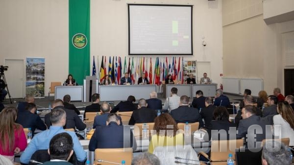 Общинските съветници на Стара Загора между за и против проекта за Бюджет 2024